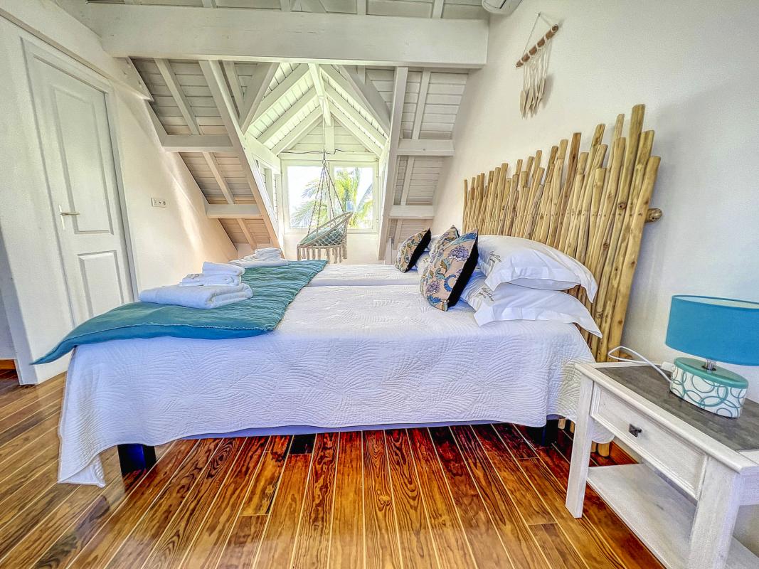A louer villa 8 personnes Orient Bay Saint Martin-chambre etage-18